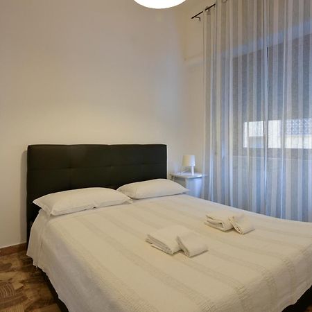 Gold Apartment Monteverde-Gianicolense Rome Bagian luar foto