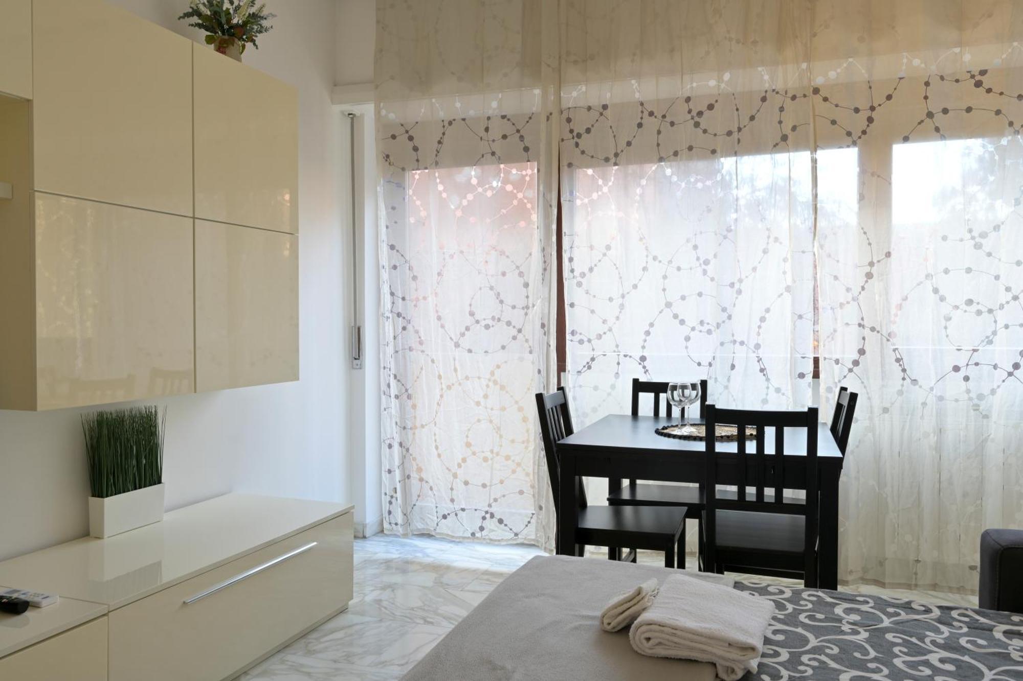 Gold Apartment Monteverde-Gianicolense Rome Bagian luar foto